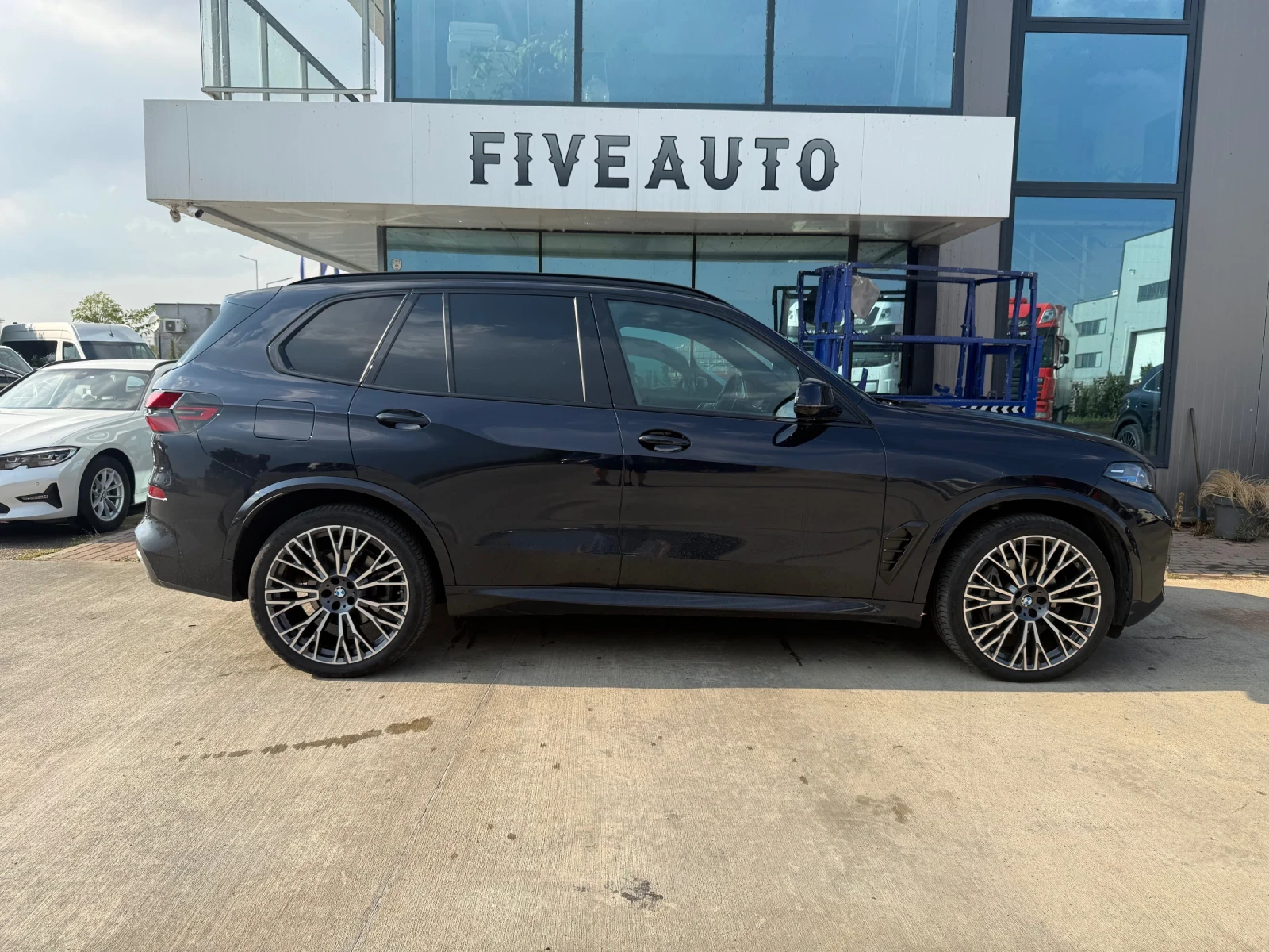 BMW X5 M PACK / 360 / Head-up / Keyless / ГАРАНЦИЯ /, снимка 8 - Автомобили и джипове - 55146708