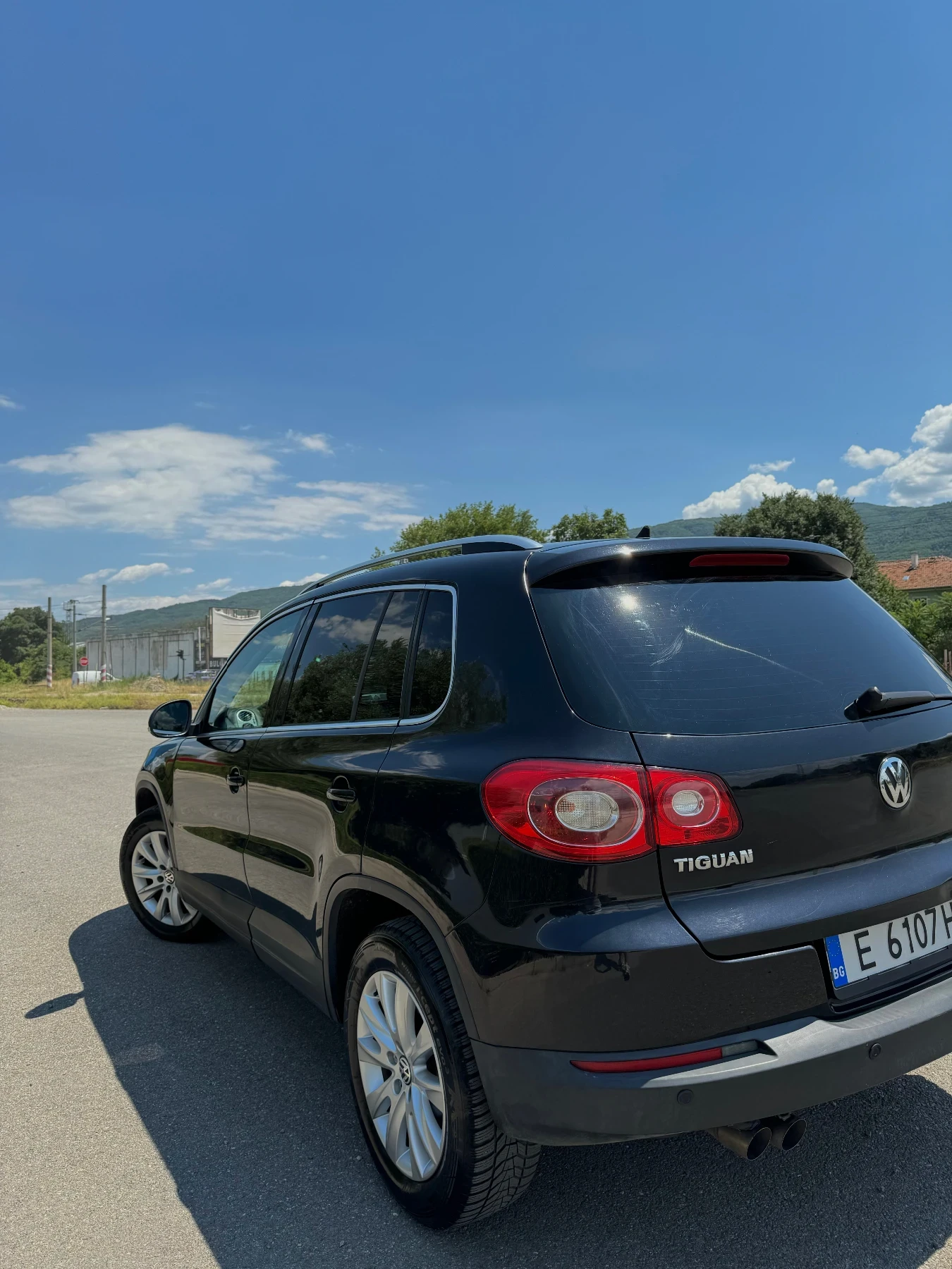 VW Tiguan, снимка 3 - Автомобили и джипове - 55807499