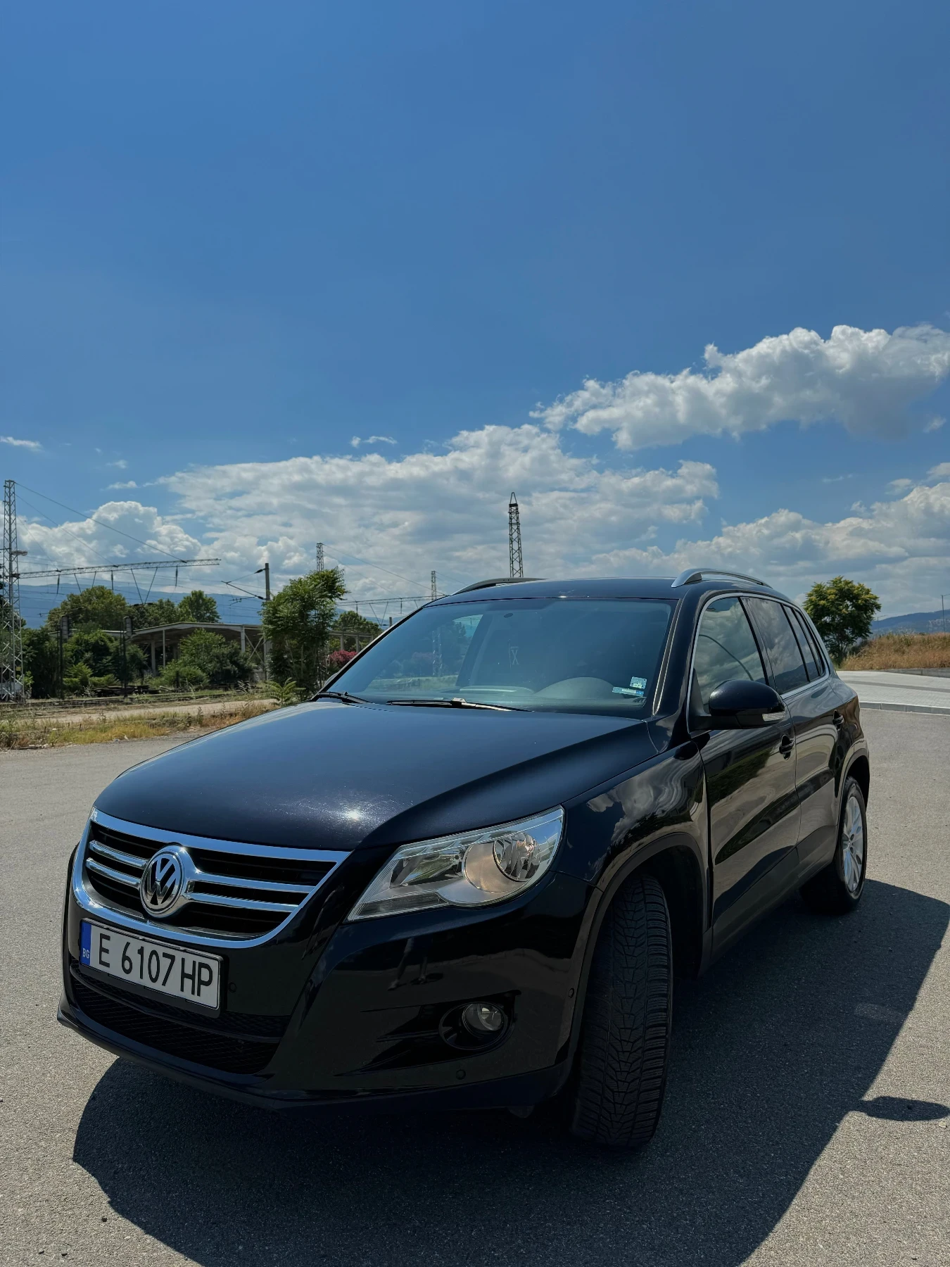 VW Tiguan, снимка 2 - Автомобили и джипове - 55807499