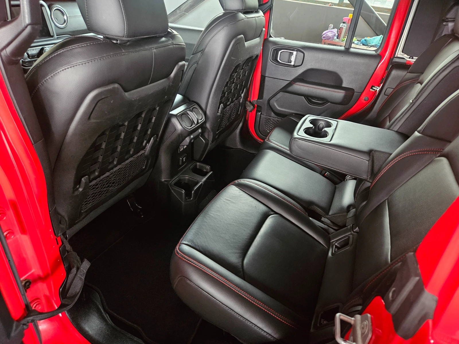 Jeep Wrangler RUBICON Launch Edition, снимка 12 - Автомобили и джипове - 55893916