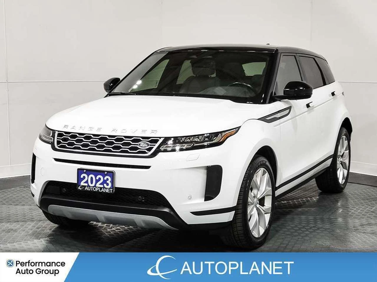 Land Rover Range Rover Evoque P250 S AWD, Navi, Apple CarPlay, Back Up Cam!