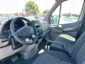 Mercedes-Benz Sprinter / 319 / ДВОЙНА ГУМА / 3.5T V6 / AUTOMAT / EURO 6 /, снимка 13