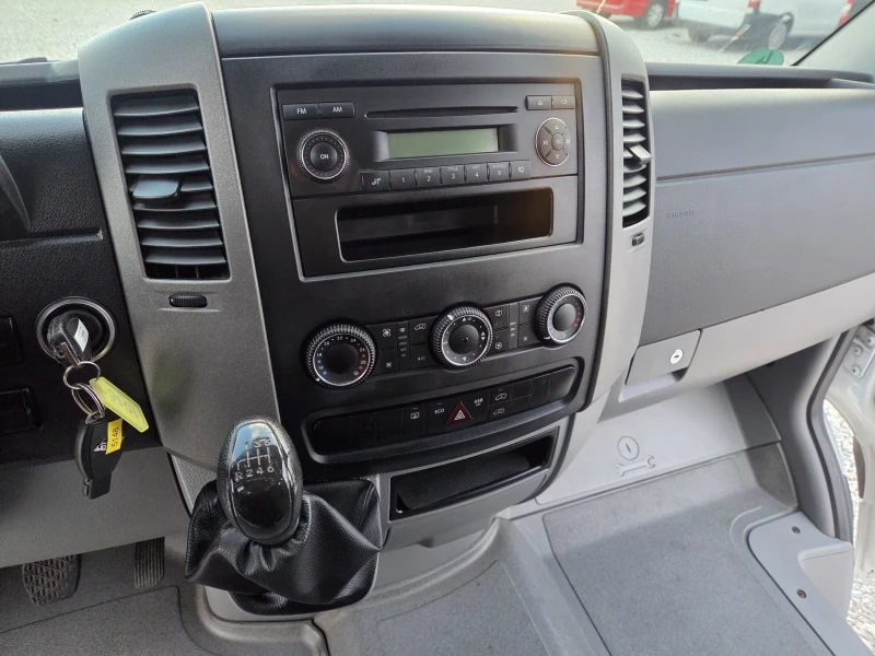 Mercedes-Benz Sprinter 313 CDI, Пътнически, 9местен, Климатик, снимка 14 - Бусове и автобуси - 52387299