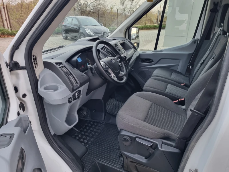 Ford Transit 2.0TDCi-131ps 2018г. ОБСЛУЖЕН= КАТО НОВ!, снимка 7 - Бусове и автобуси - 52553847