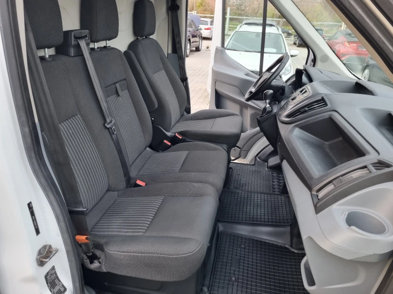 Ford Transit 2.0TDCi-131ps 2018г. ОБСЛУЖЕН= КАТО НОВ!, снимка 11 - Бусове и автобуси - 52553847