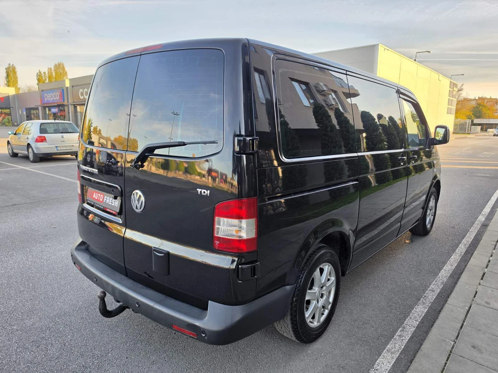 VW T5 Регистриран, снимка 4 - Бусове и автобуси - 56574687