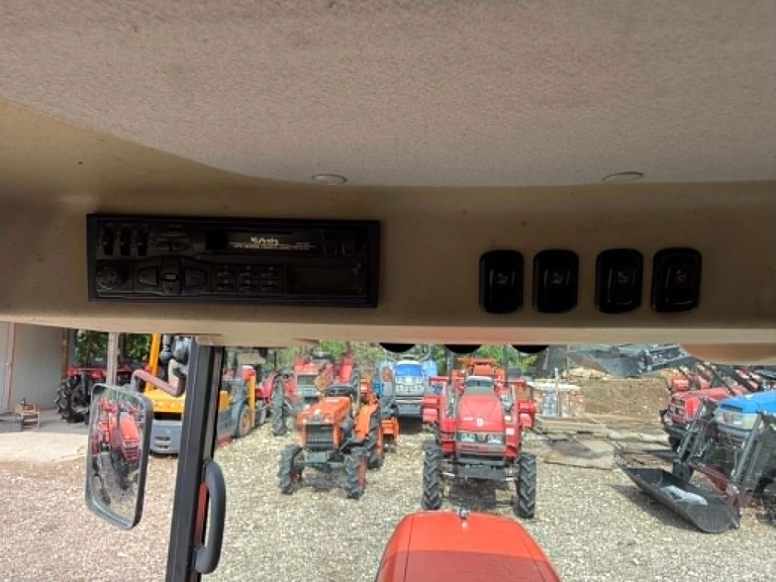 Трактор Kubota KL33, снимка 10 - Селскостопанска техника - 55578123