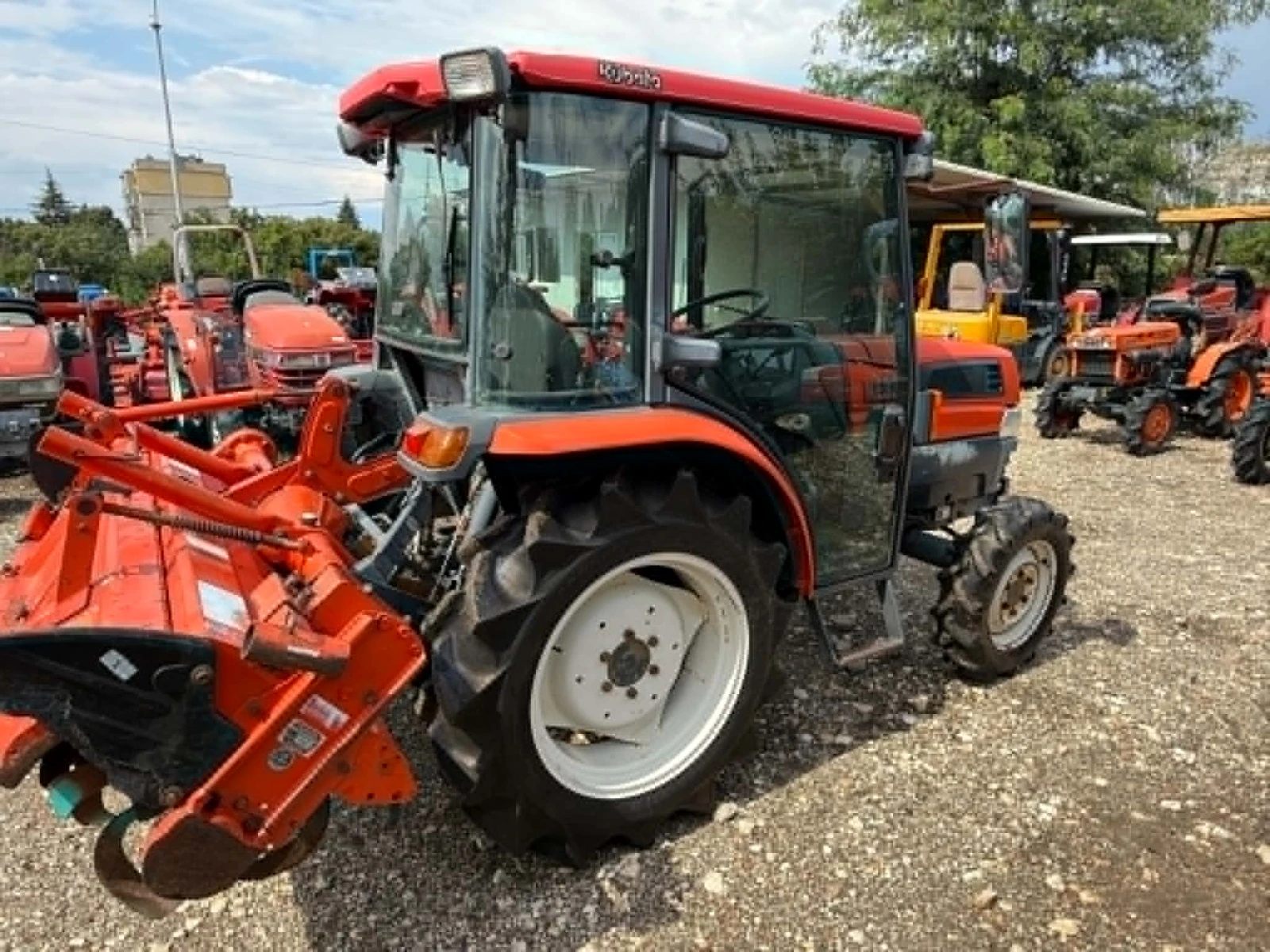 Трактор Kubota KL33, снимка 4 - Селскостопанска техника - 55578123