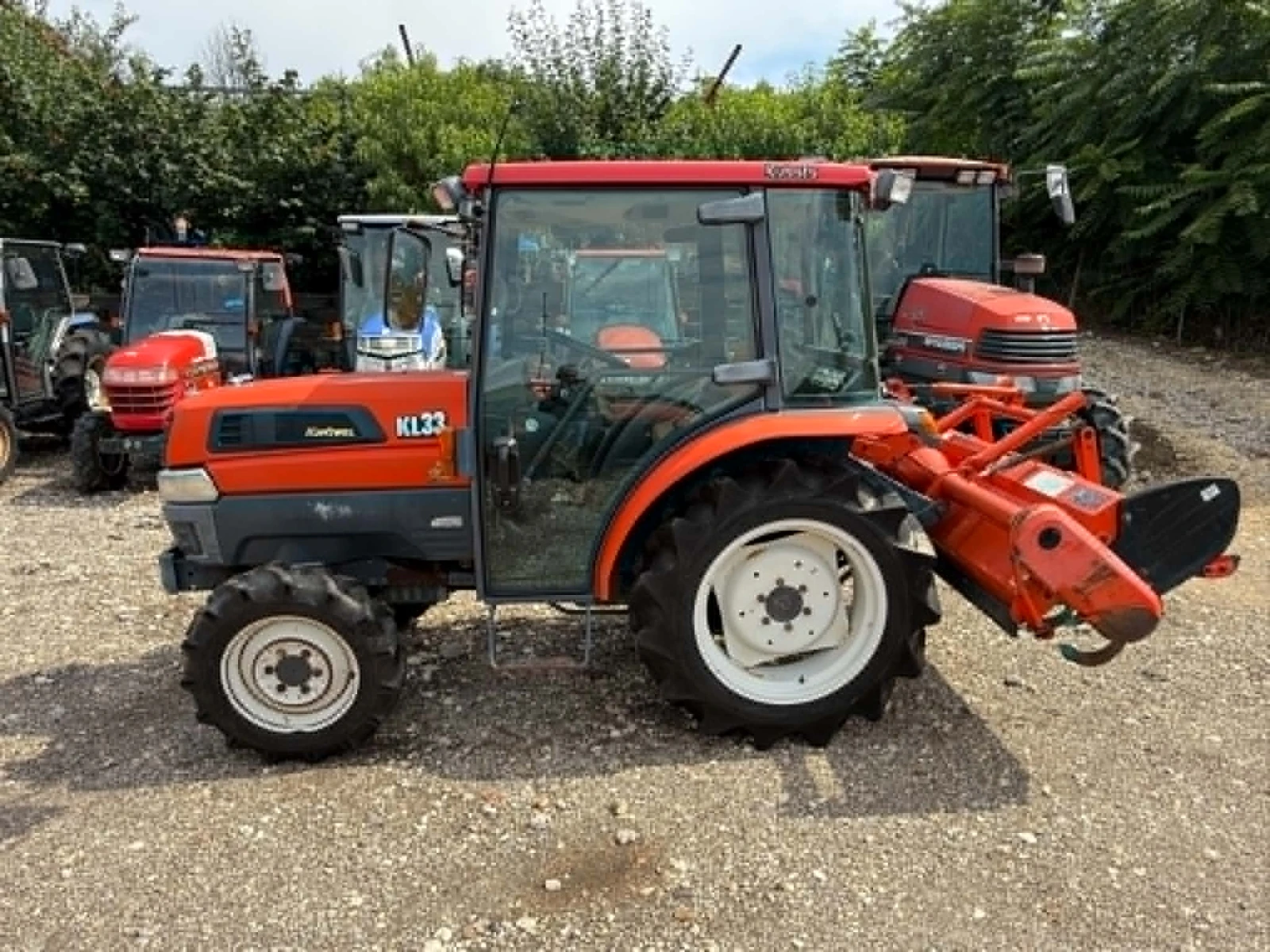 Трактор Kubota KL33, снимка 6 - Селскостопанска техника - 55578123