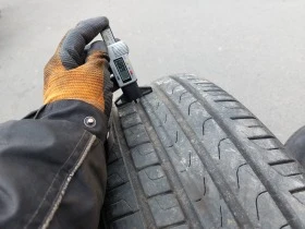 Гуми Летни 215/60R16, снимка 3 - Гуми и джанти - 40328978