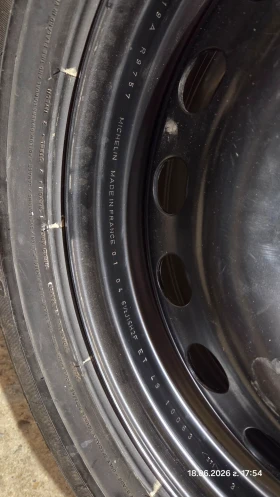 ����� �� �������� �� ���� � ������ 205/55R16 �� Renault