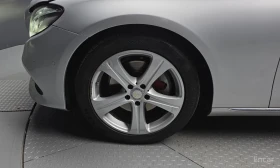 Mercedes-Benz E 220, снимка 5