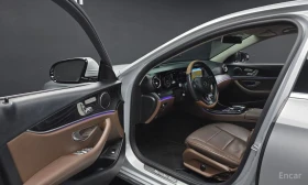 Mercedes-Benz E 220, снимка 10