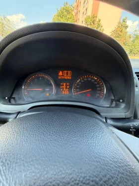Toyota Avensis 1.8 Бензин/Газ, снимка 9