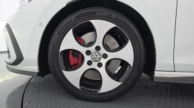VW Golf 2.0 GTI* BLIND SPOT* HUD* ПОДГРЕВ ВОЛАН* ЛЮК* КРАЙ, снимка 5