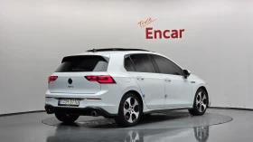 VW Golf 2.0 GTI* BLIND SPOT* HUD* ПОДГРЕВ ВОЛАН* ЛЮК* КРАЙ, снимка 2