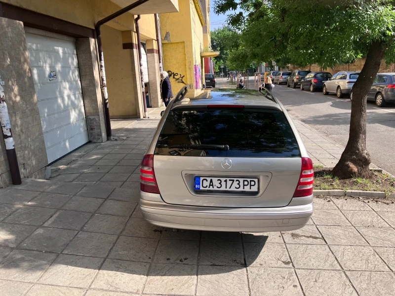 Mercedes-Benz C 180 1.8 kompressor Фейслифт , снимка 5 - Автомобили и джипове - 47673774