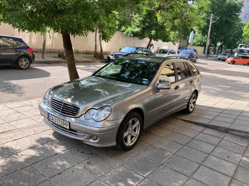 Mercedes-Benz C 180 1.8 kompressor Фейслифт , снимка 1 - Автомобили и джипове - 47673774