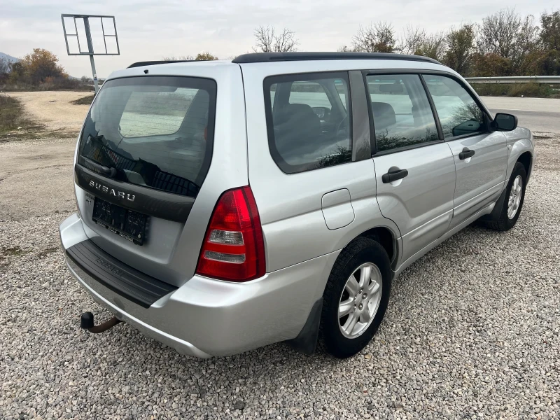 Subaru Forester 2.0 I АВТОМАТ-ГАЗ, снимка 5 - Автомобили и джипове - 47996769