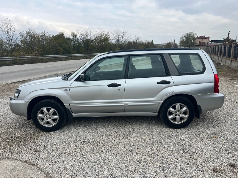 Subaru Forester 2.0 I АВТОМАТ-ГАЗ, снимка 8 - Автомобили и джипове - 47996769