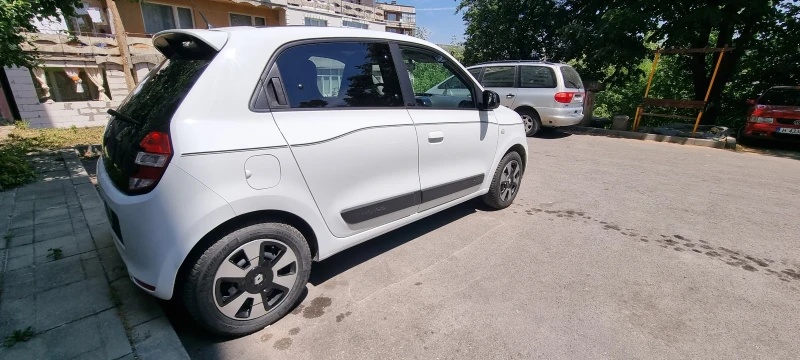 Renault Twingo, снимка 2 - Автомобили и джипове - 48428386