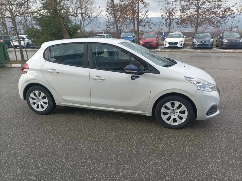 Peugeot 208 1.0 Like, снимка 9 - Автомобили и джипове - 48879745