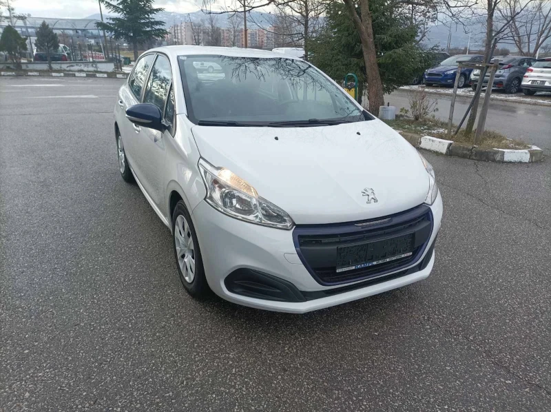 Peugeot 208 1.0 Like, снимка 7 - Автомобили и джипове - 48879745