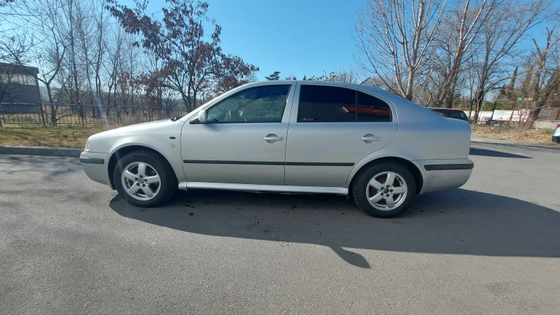 Skoda Octavia, снимка 2 - Автомобили и джипове - 49410178