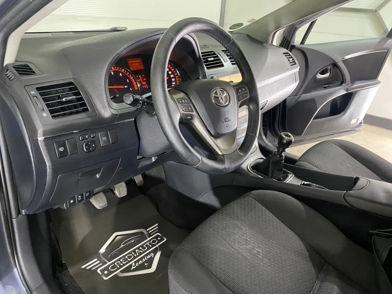 Toyota Avensis, снимка 7 - Автомобили и джипове - 51121485