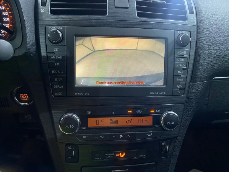 Toyota Avensis, снимка 10 - Автомобили и джипове - 51121485