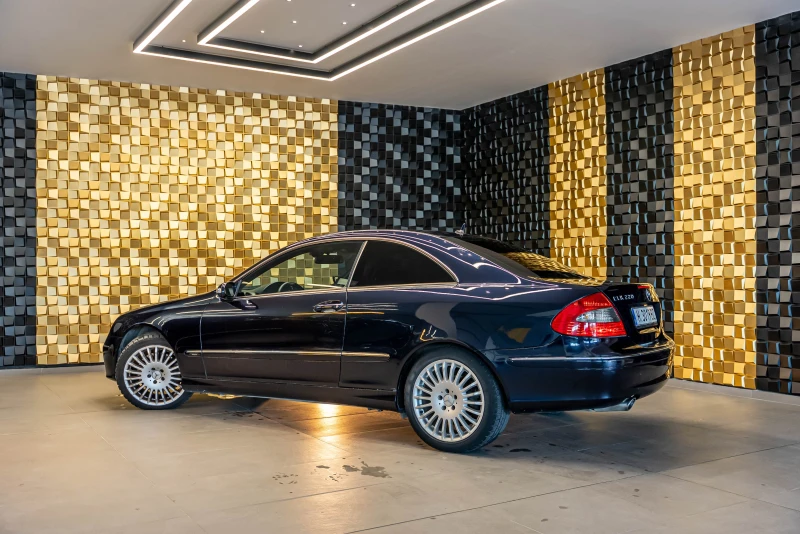 Mercedes-Benz CLK 220 CDI, снимка 5 - Автомобили и джипове - 51505608