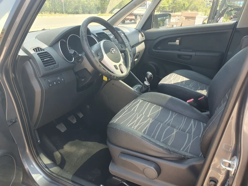 Kia Venga 1, 6 crdi 116 hp 6 скорости, снимка 9 - Автомобили и джипове - 51443500