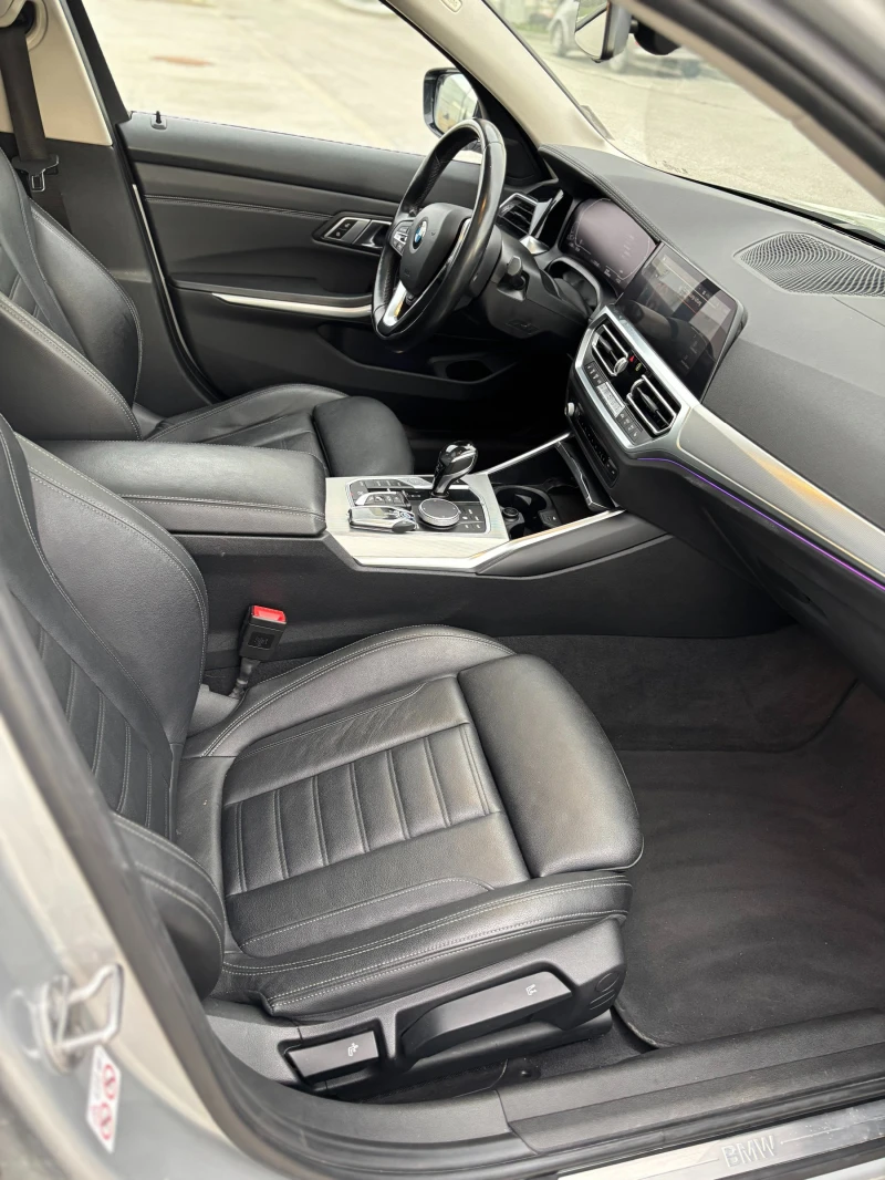 BMW 320, снимка 10 - Автомобили и джипове - 52496249