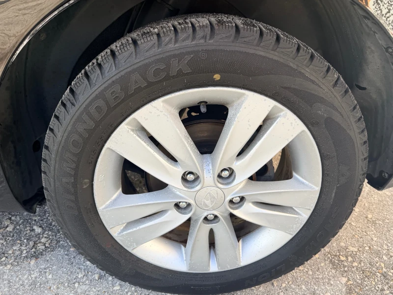 Hyundai Ix20 1.4crdi/ЛИЗИНГ, снимка 17 - Автомобили и джипове - 52606175