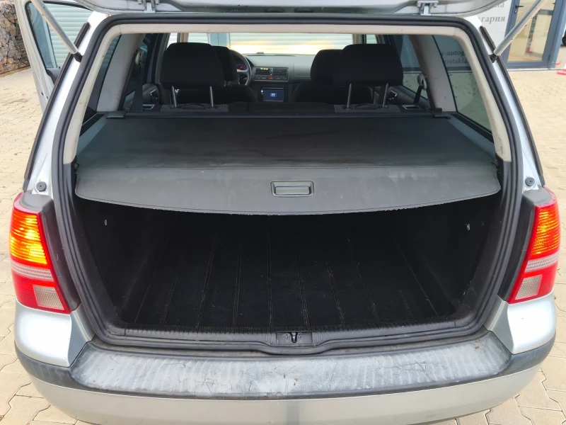 VW Golf  На части 1.6 105 16v, снимка 11 - Автомобили и джипове - 52770915