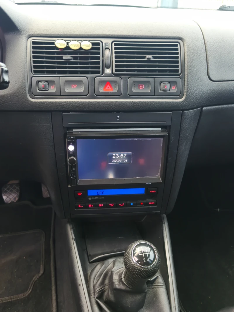 VW Golf  На части 1.6 105 16v, снимка 9 - Автомобили и джипове - 52770915