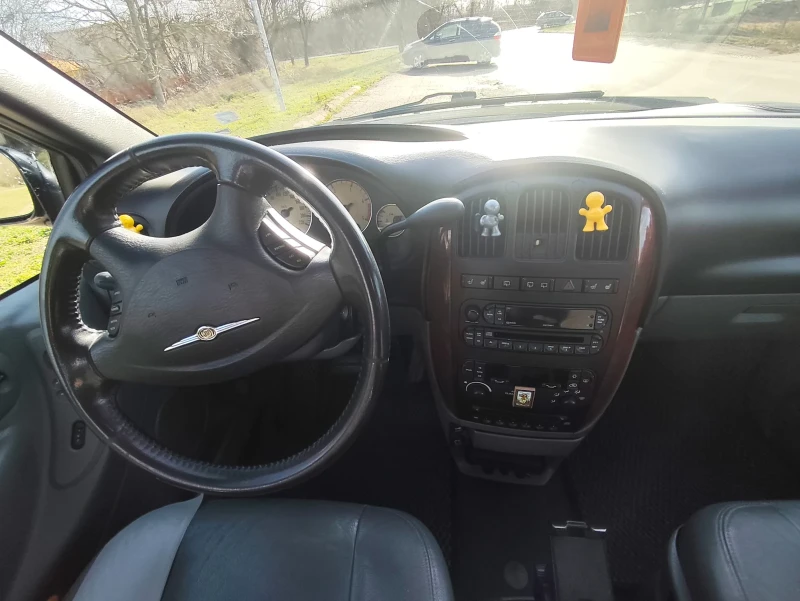 Chrysler Gr.voyager 2.8 CRDI, снимка 10 - Автомобили и джипове - 52972966