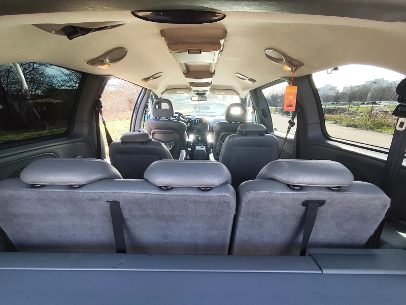 Chrysler Gr.voyager 2.8 CRDI, снимка 7 - Автомобили и джипове - 52972966