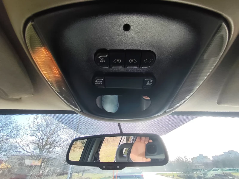 Chrysler Gr.voyager 2.8 CRDI, снимка 11 - Автомобили и джипове - 52972966