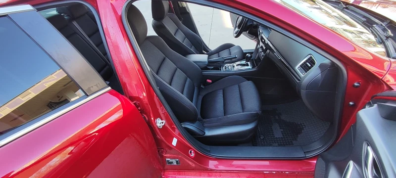 Mazda 6, снимка 10 - Автомобили и джипове - 53139346