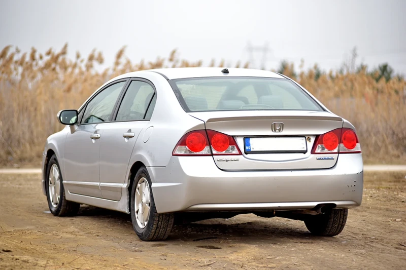 Honda Civic Hybrid с нов газов инжекцион , снимка 5 - Автомобили и джипове - 53302183