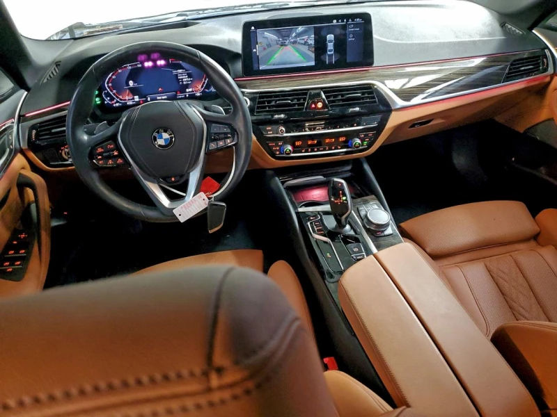 BMW 530 XDRIVE* AMBIENT* ПОДГРЕВИ* HARMAN KARDON, снимка 8 - Автомобили и джипове - 53385364