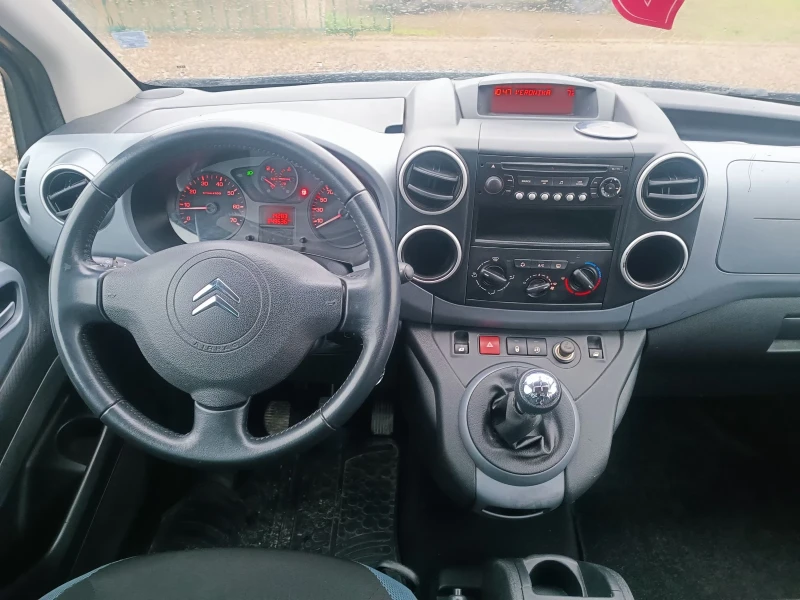 Citroen Berlingo, снимка 13 - Автомобили и джипове - 53525838