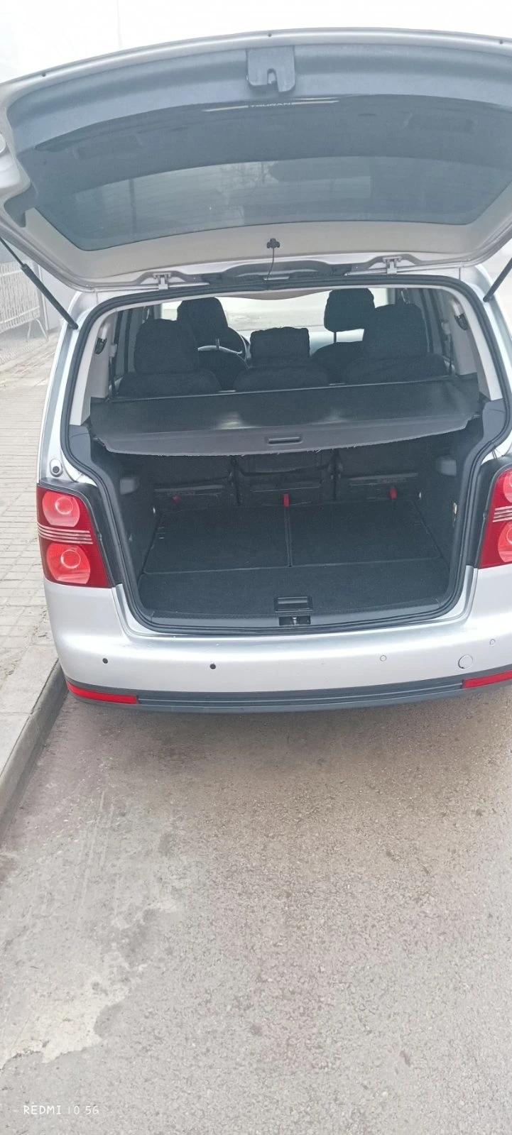 VW Touran, снимка 6 - Автомобили и джипове - 54266858