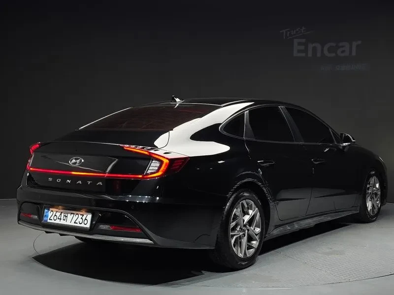 Hyundai Sonata 2.0 - САМО 30% АВАНС, снимка 4 - Автомобили и джипове - 55940401