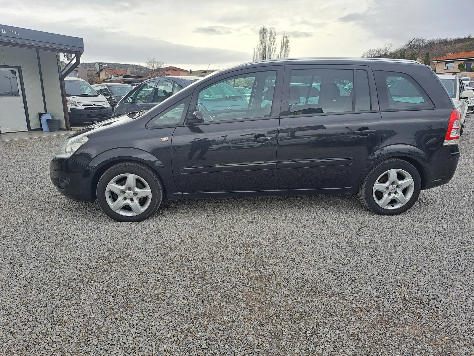 Opel Zafira 1.6i gpl - изображение 2