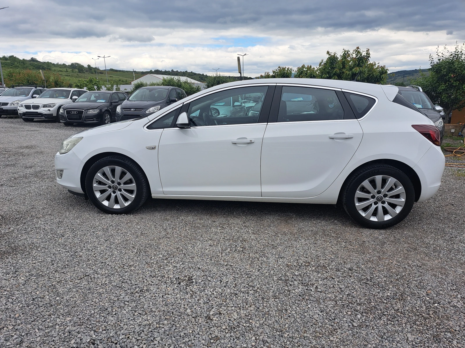 Opel Astra 1.7cdti cosmo - изображение 2