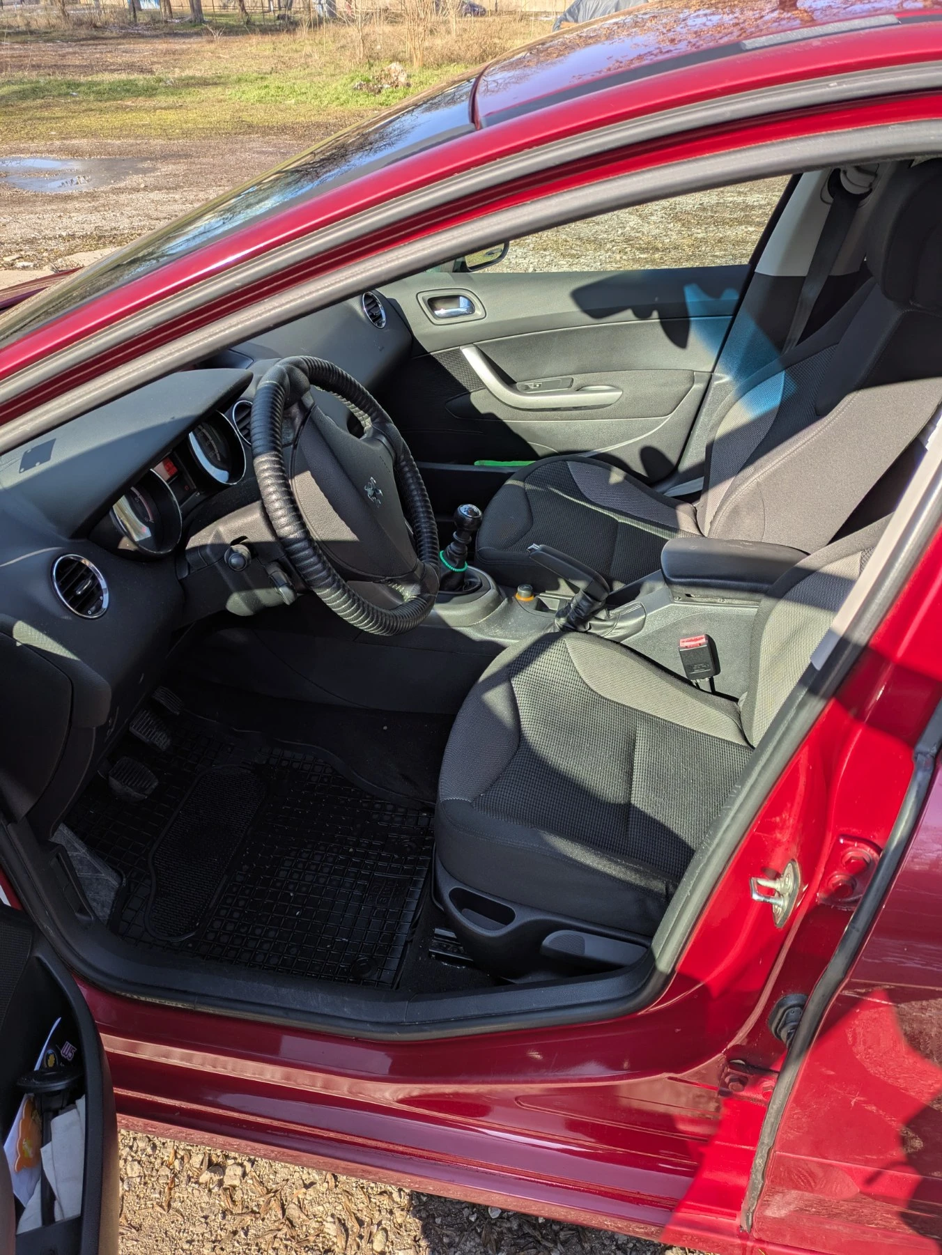 Peugeot 308 1.6 HDI - изображение 10