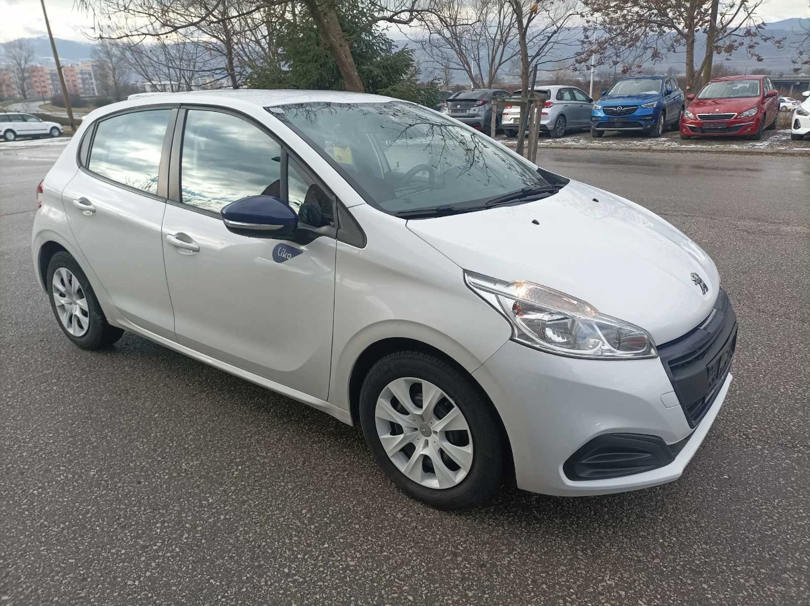 Peugeot 208 1.0 Like | Mobile.bg — изображение 12