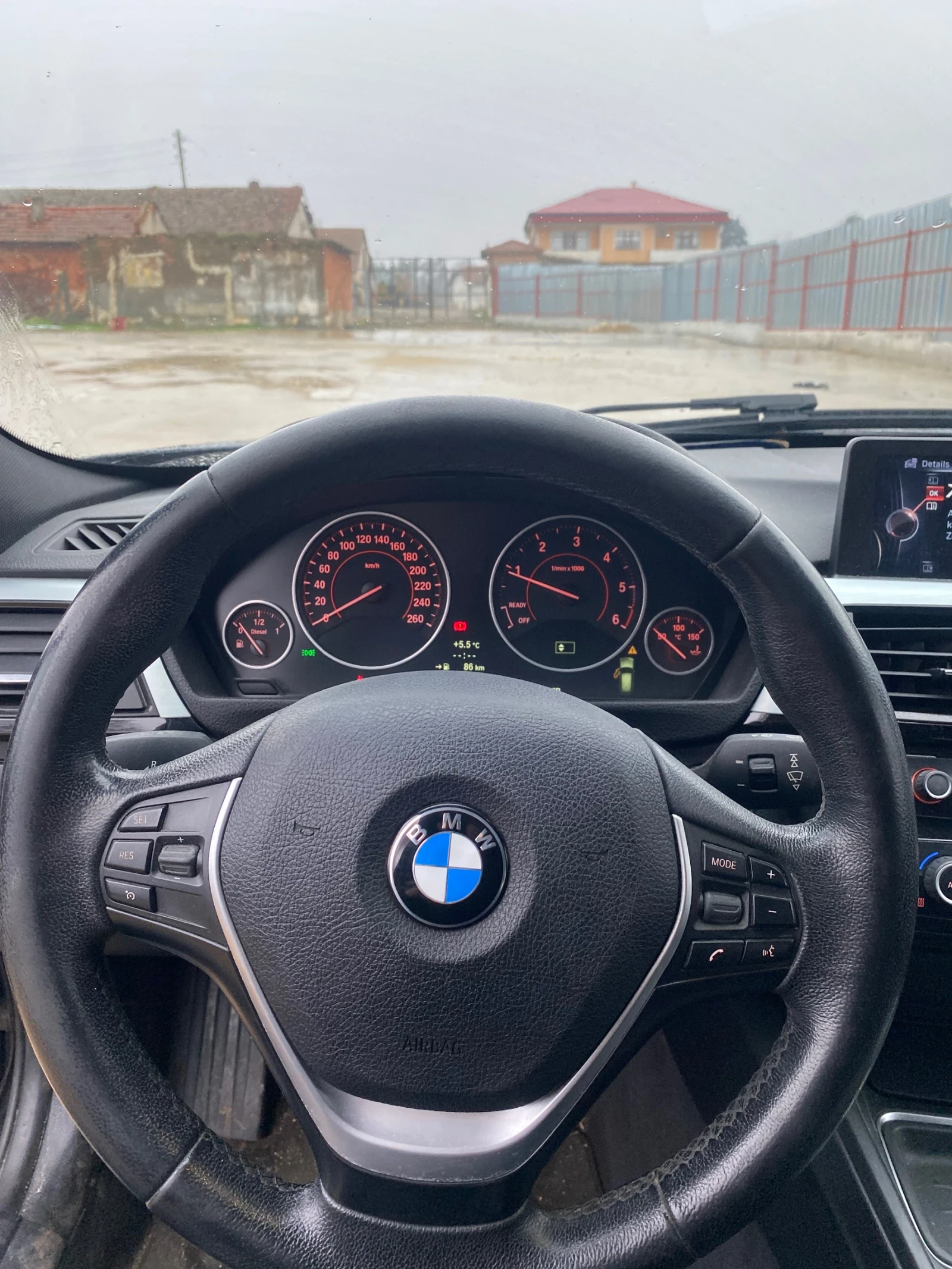 BMW 318  - изображение 8
